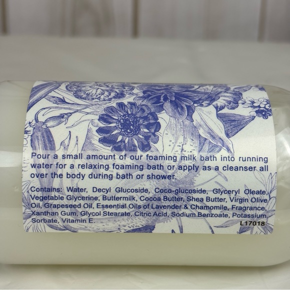 Greenwich Bay Foaming Milk Bath and Shea Butter Lotion 2 Piece Set - Picture 5 of 7